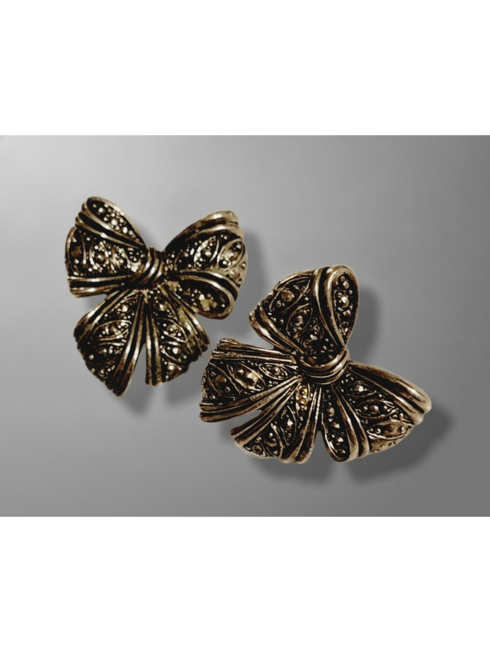 Victorian Style Bow Pierced Earrings Silver-tone Black 1" Ornate Jewelry sp-18